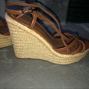 Charles & Keith Strap sandal 🔥